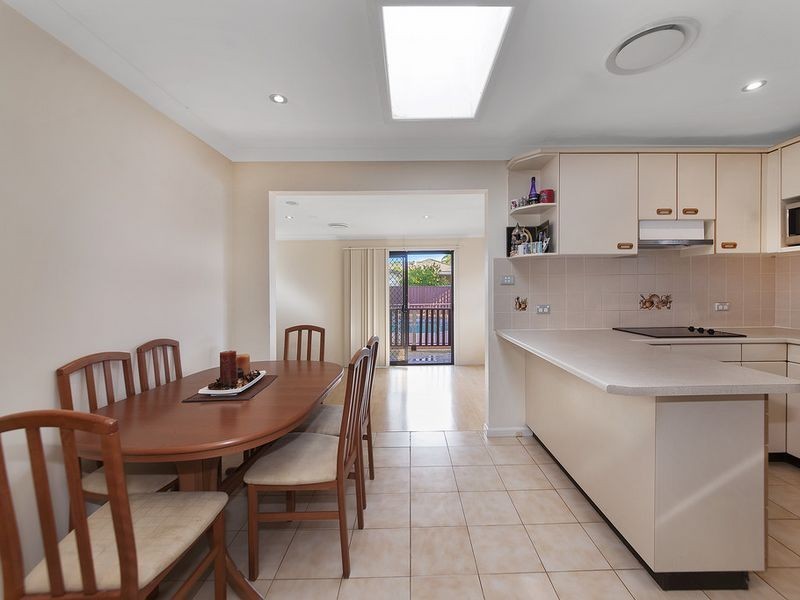 52 Crayford Crescent, Mount Pritchard NSW 2170