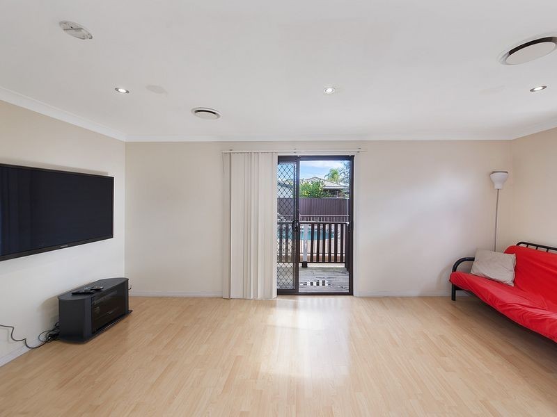 52 Crayford Crescent, Mount Pritchard NSW 2170