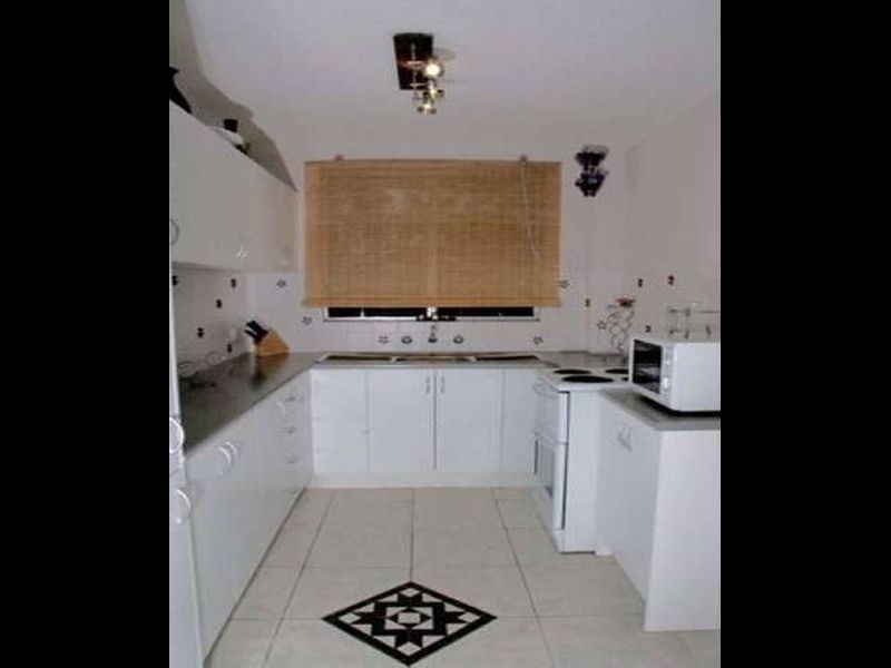 162-166 Sandel Crescent, Carramar NSW 2163