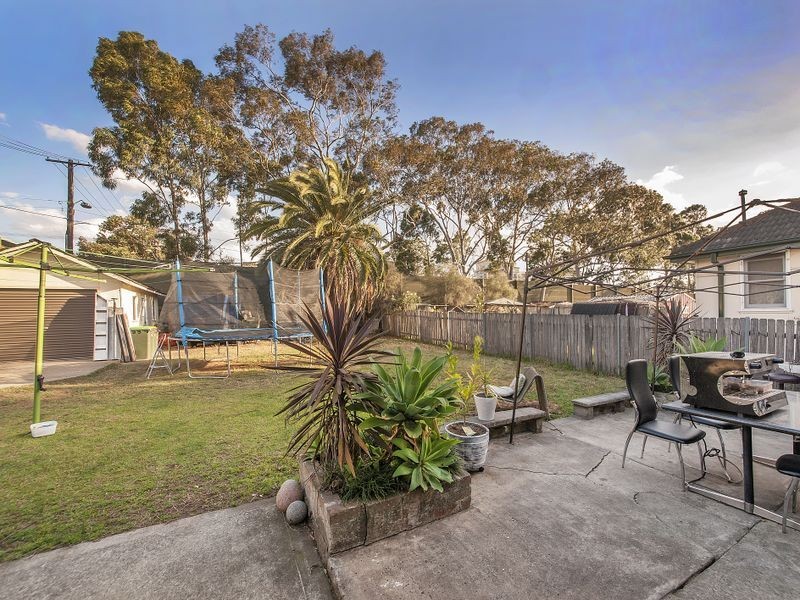 38 Hinkler Ave, Warwick Farm NSW 2170