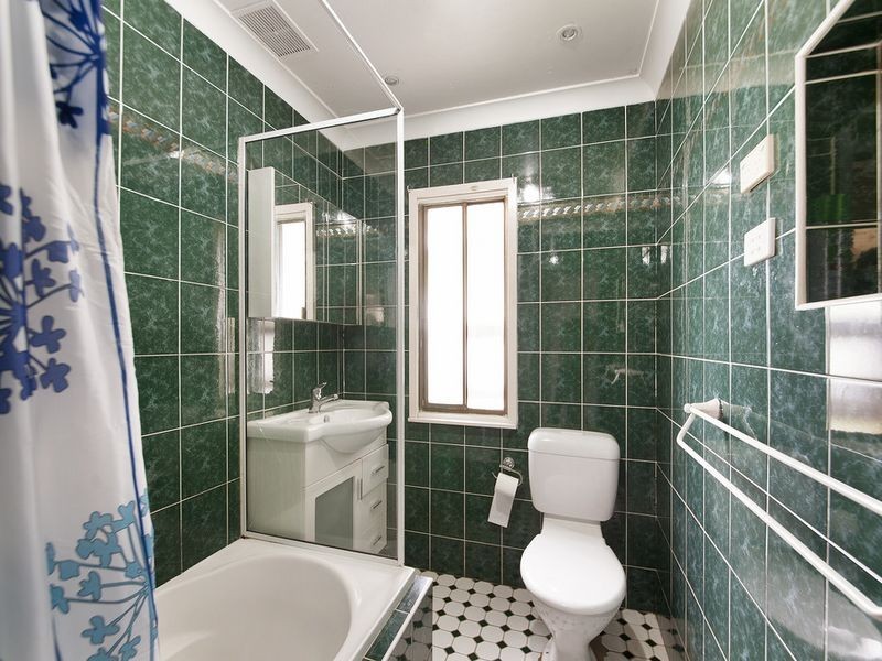 28 Freeman Street, Warwick Farm NSW 2170