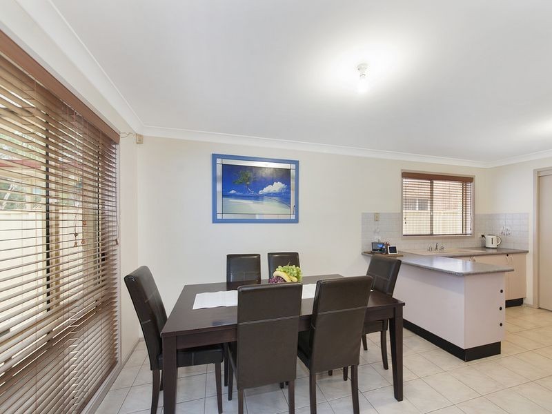 6 Lloyd Place, Casula NSW 2170