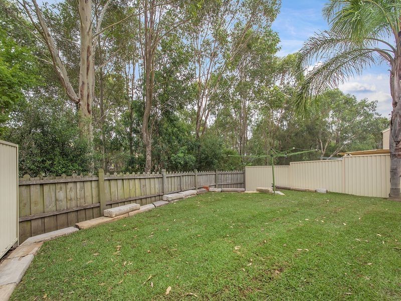6 Lloyd Place, Casula NSW 2170