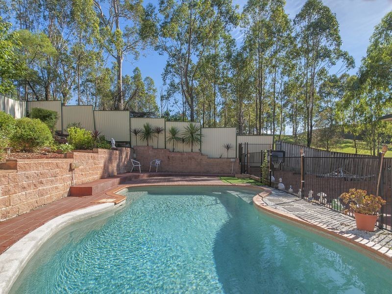 12 Earl Place, Cecil Hills NSW 2171