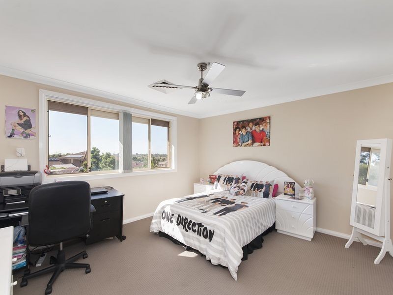 12 Earl Place, Cecil Hills NSW 2171