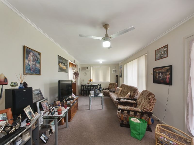11 Coonong Street, Busby NSW 2168