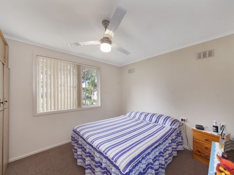 11 Coonong Street, Busby NSW 2168
