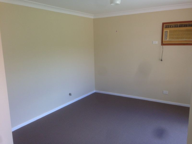 12 Greenfinch Street, Green Valley NSW 2168