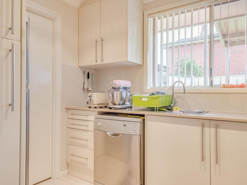 13 Greenfinch Street, Green Valley NSW 2168