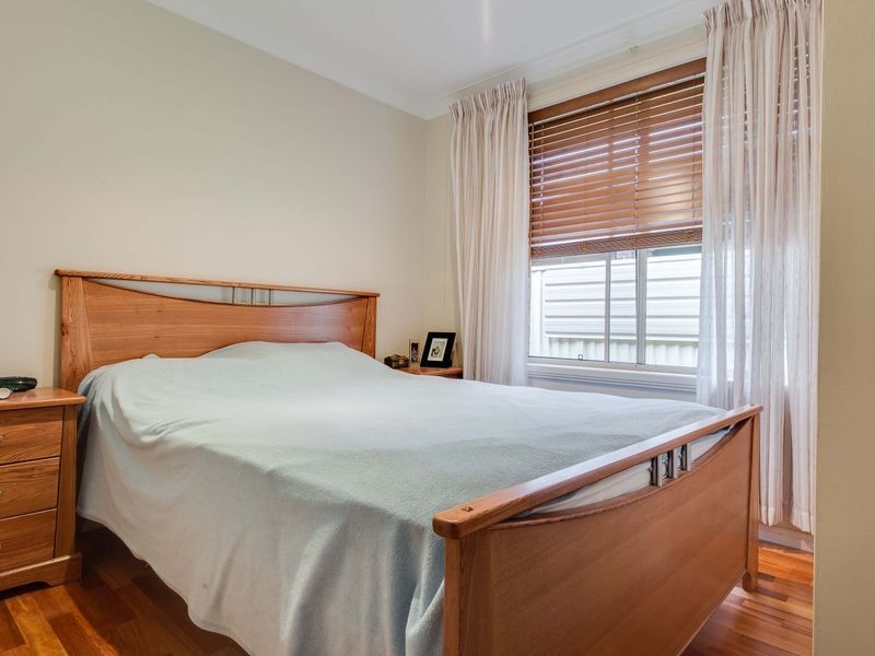 13 Greenfinch Street, Green Valley NSW 2168