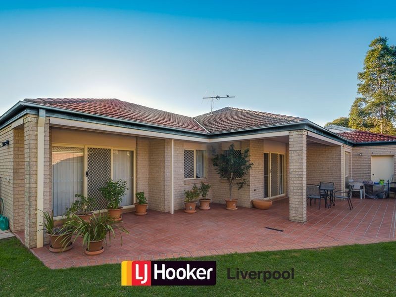 2 Sandover Court, Wattle Grove NSW 2173