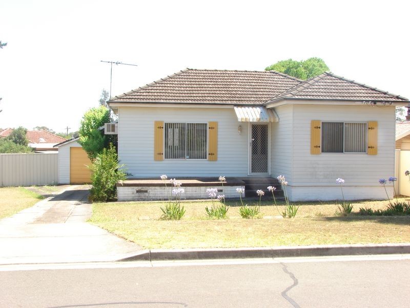 13 Roland Avenue, Liverpool NSW 2170