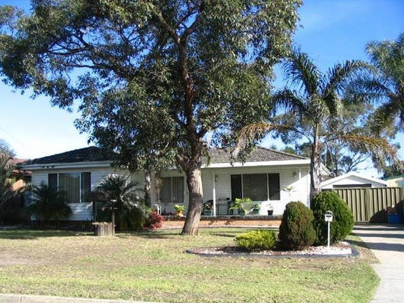 7 Gibb Avenue, Casula NSW 2170