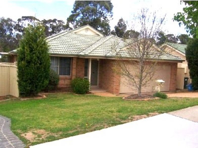 17 Barrington Court, Holsworthy NSW 2173