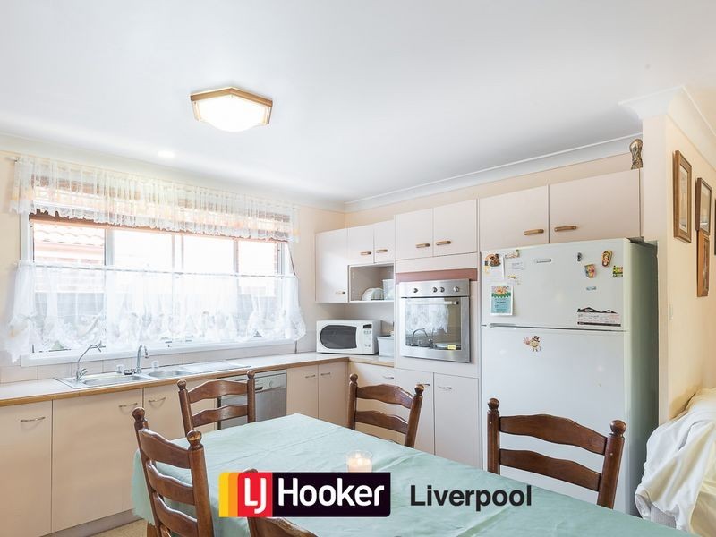 206 Leacocks Lane, Casula NSW 2170