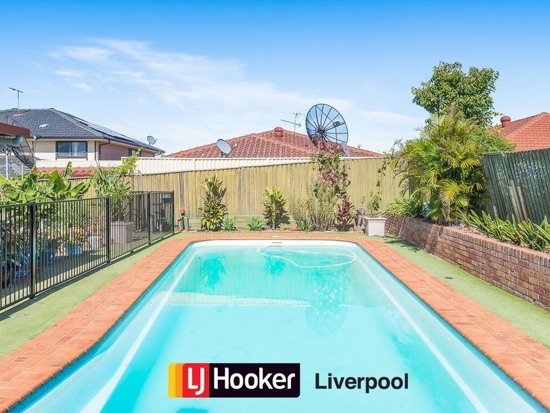 206 Leacocks Lane, Casula NSW 2170