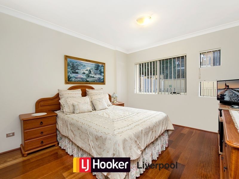 5/8-10 Browne Parade, Warwick Farm NSW 2170