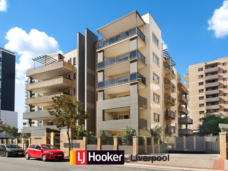 5/8-10 Browne Parade, Warwick Farm NSW 2170