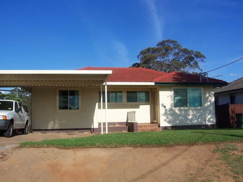 16 Banks Road, Busby NSW 2168