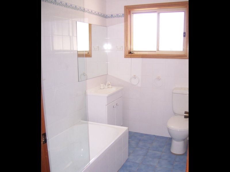 16 Banks Road, Busby NSW 2168