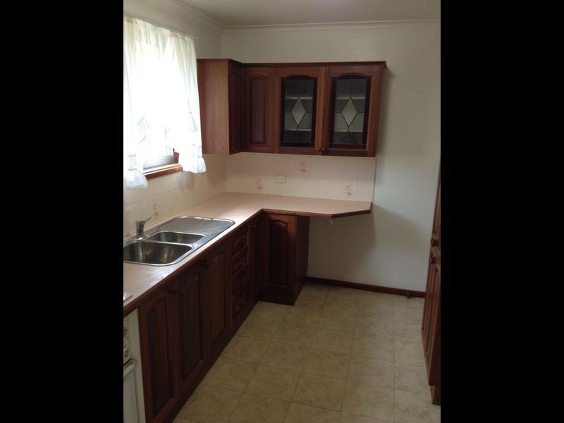 8A Buka Place, Glenfield NSW 2167