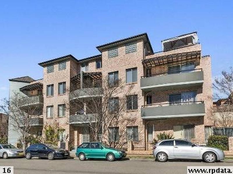 ___18 Norfolk Street, Liverpool NSW 2170