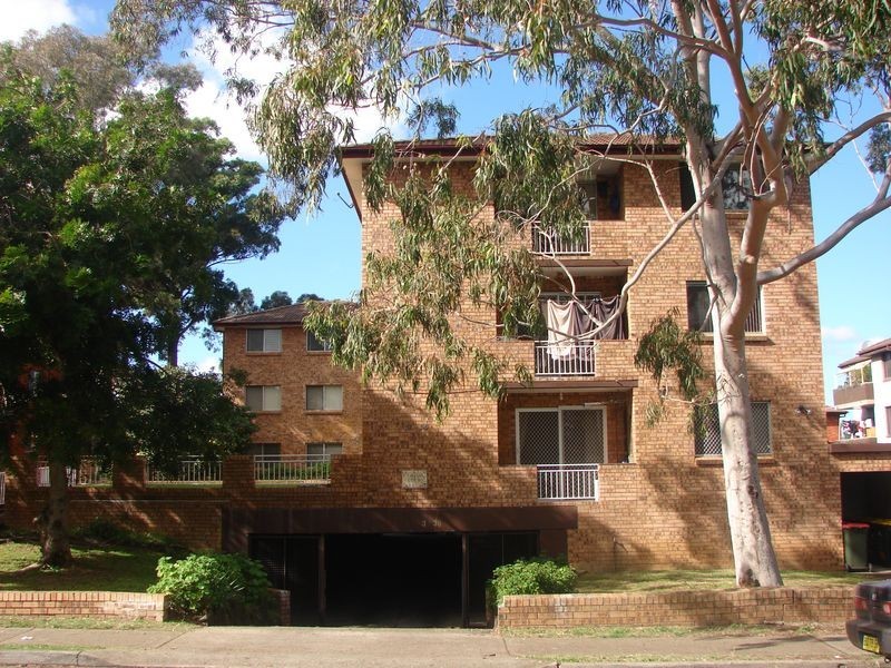 32 Nagle St, Liverpool NSW 2170