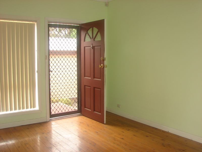 12 Governor Macquarie Drive,, Chipping Norton NSW 2170