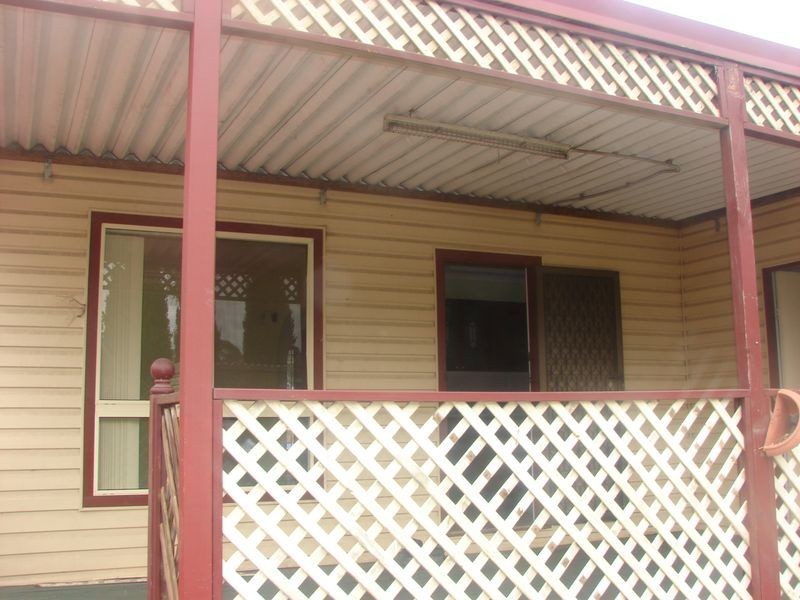 12 Governor Macquarie Drive,, Chipping Norton NSW 2170