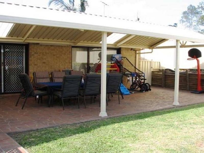 – Broadford Street, St Andrews NSW 2566