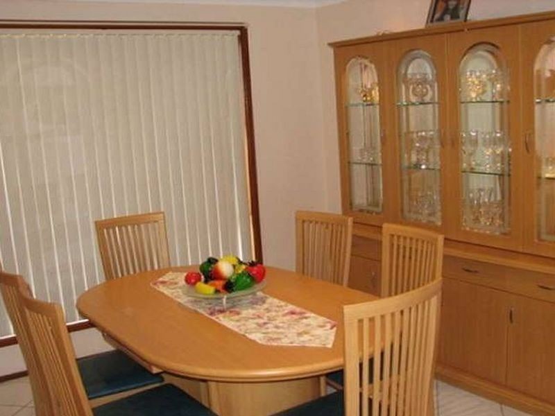 – Broadford Street, St Andrews NSW 2566