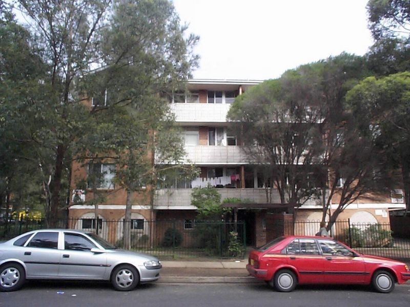 4 Beale Street, Liverpool NSW 2170