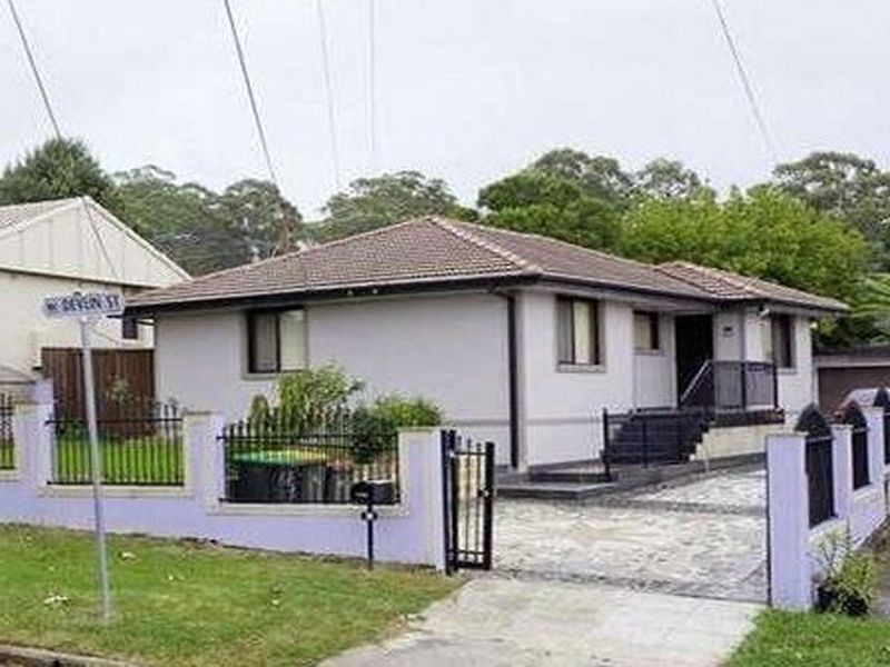 – Devlin Street, Ashcroft NSW 2168