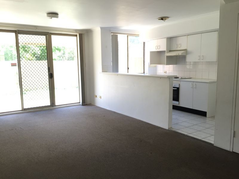 ___/2 Riverpark Drive, Liverpool NSW 2170