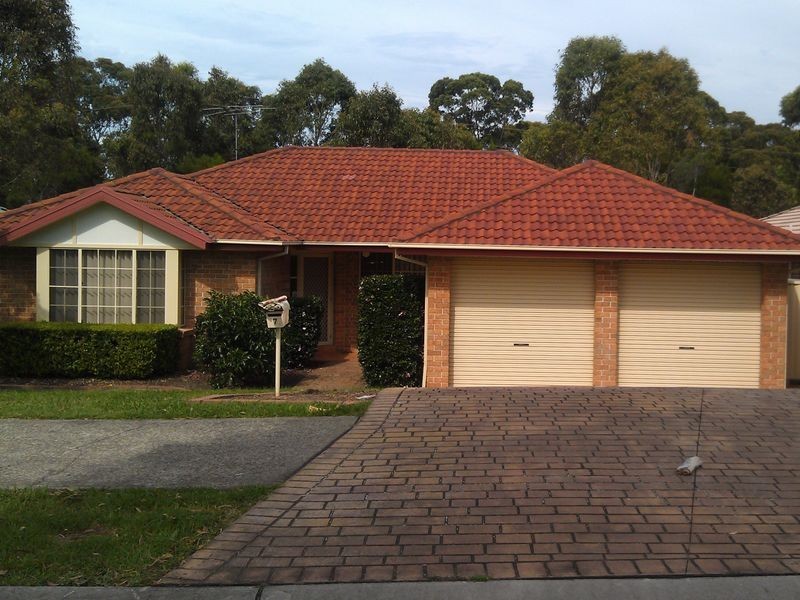 – Barrington Court, Holsworthy NSW 2173