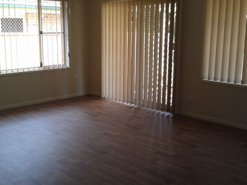 – Barrington Court, Holsworthy NSW 2173