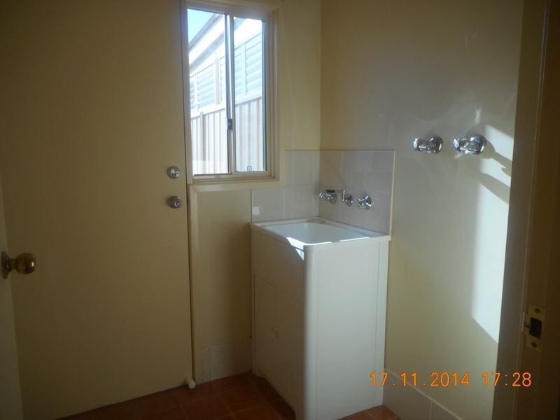 – FULLERTON AVE, St Helens Park NSW 2560