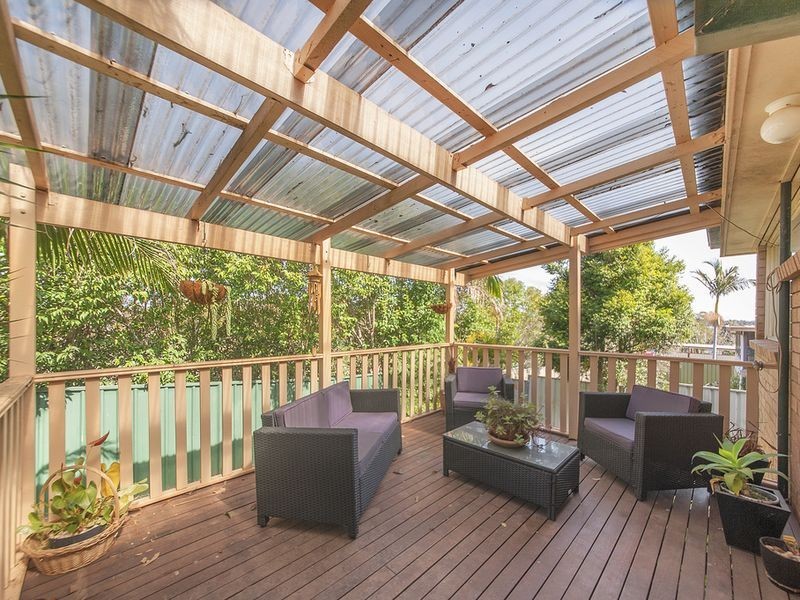 – Aminya Crescent, Bradbury NSW 2560