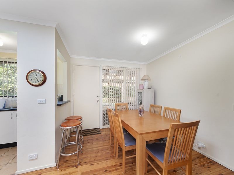 – Aminya Crescent, Bradbury NSW 2560