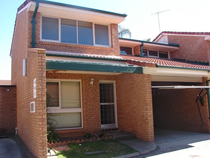 9-11 Thelma Street, Lurnea NSW 2170