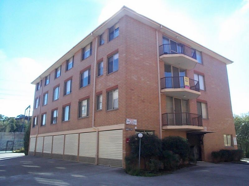 3/69 Riverpark Drive, Liverpool NSW 2170