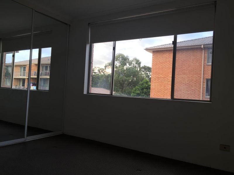 71/2 Riverpark Drive, Liverpool NSW 2170