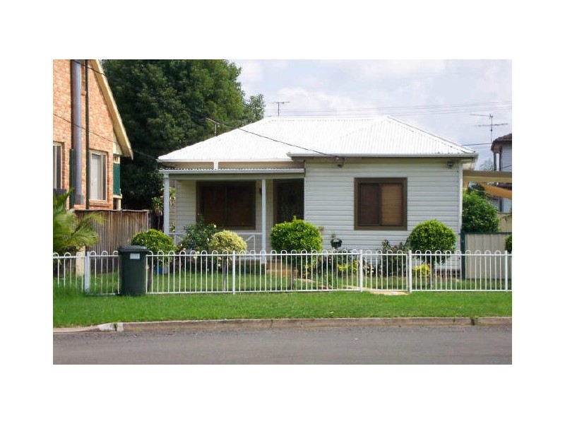 5 Swain Street, Moorebank NSW 2170