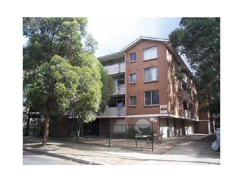 2/4 Beale Street, Liverpool NSW 2170