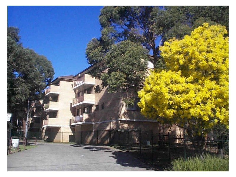 82/142 Moore Street, Liverpool NSW 2170