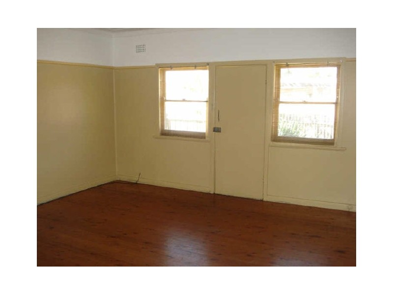 38 Market Street, Moorebank NSW 2170