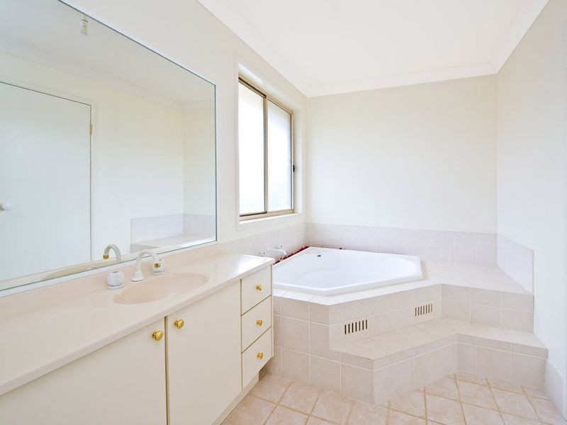 Voyager Point NSW 2172