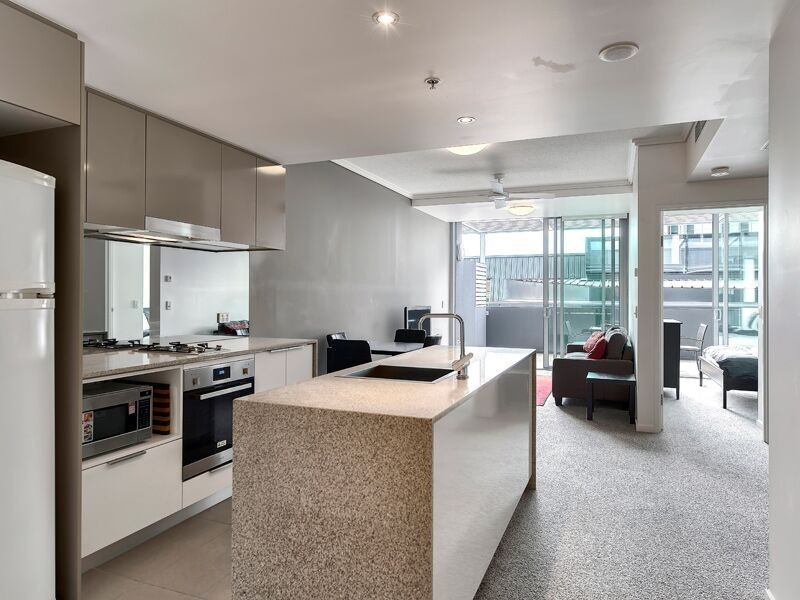 30105/2 Harbour Road, Hamilton QLD 4007