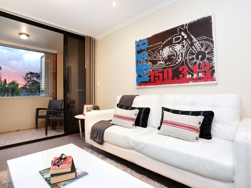 8/14 Macquarie Street, Teneriffe QLD 4005
