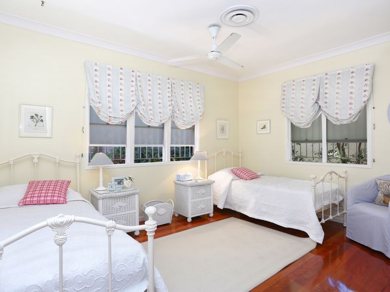 58 Crescent Road, Hamilton QLD 4007